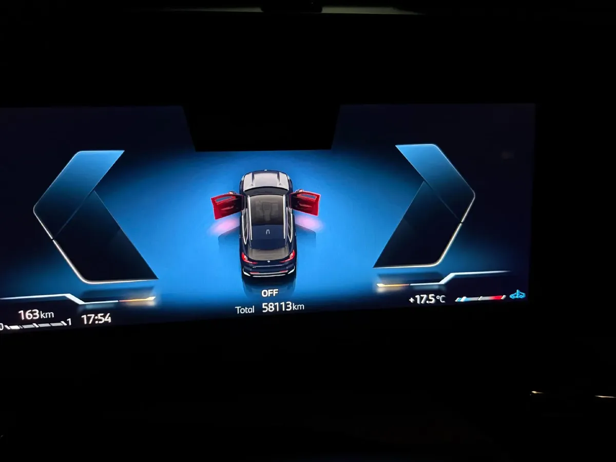 2024 BMW X1 2.0T 204HP L4 7DCT,autocango,china used car exporter,china ev exporter,chinese used car exporter,chinese used ev exporter