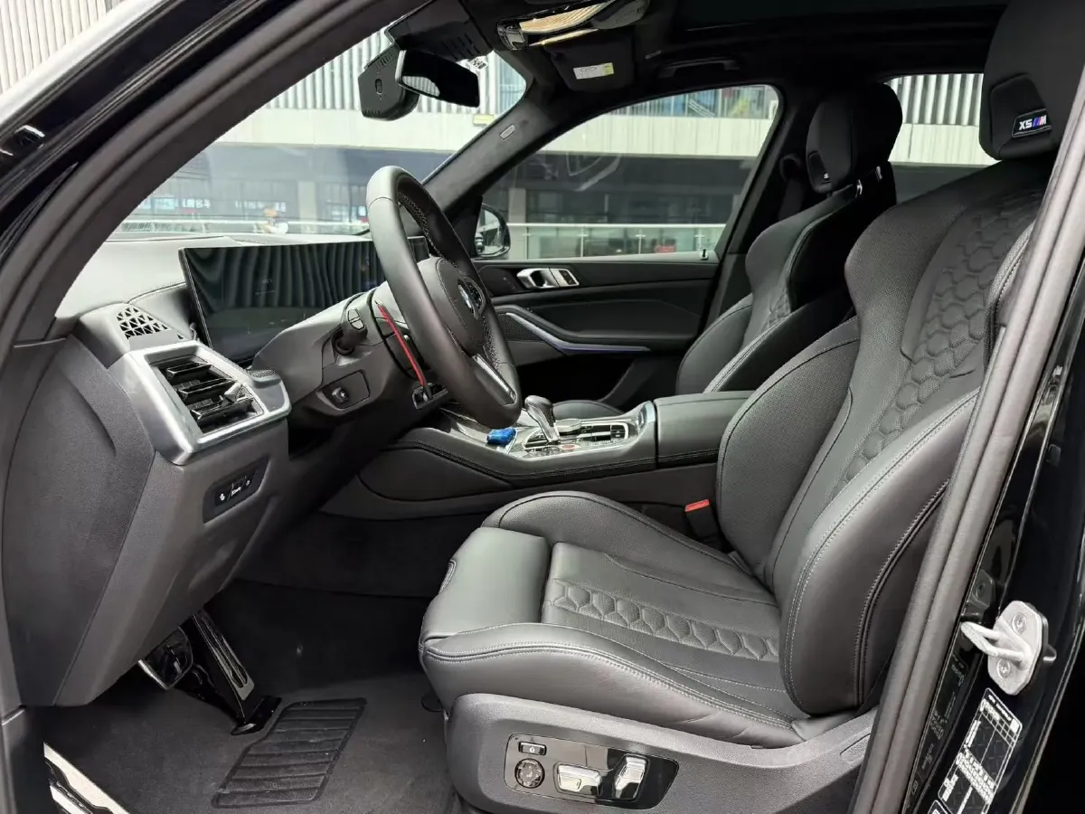 2023 BMW X5 M 4.4T 625HP V8 8AT,autocango,china used car exporter,china ev exporter,chinese used car exporter,chinese used ev exporter