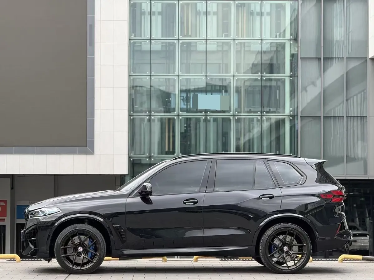 2023 BMW X5 M 4.4T 625HP V8 8AT,autocango,china used car exporter,china ev exporter,chinese used car exporter,chinese used ev exporter