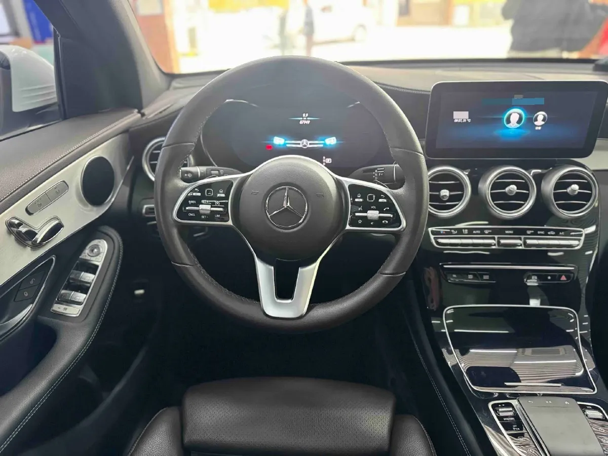 2021 Mercedes-Benz GLC Class 2.0T 197HP L4 9AT,autocango,china used car exporter,china ev exporter,chinese used car exporter,chinese used ev exporter