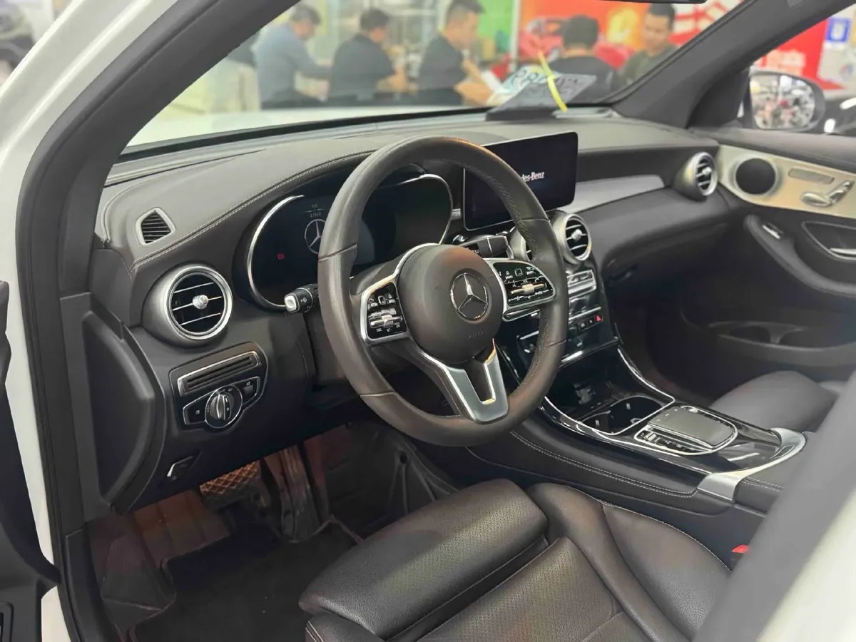 2021 Mercedes-Benz GLC Class 2.0T 197HP L4 9AT,autocango,china used car exporter,china ev exporter,chinese used car exporter,chinese used ev exporter