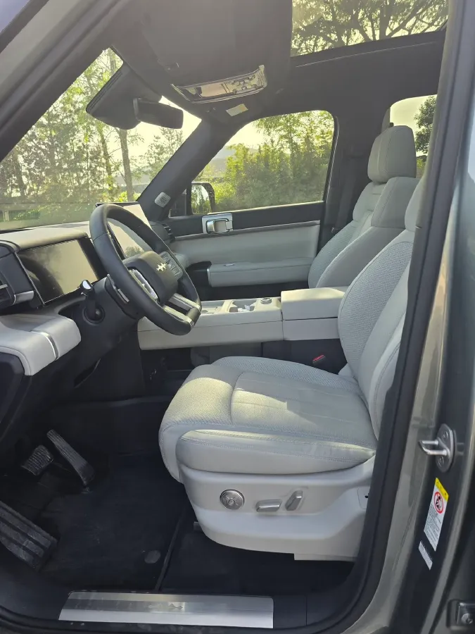 2025 FangChengBao Tai 7 1.5T 156HP L4 E-CVT PHEV,autocango,china used car exporter,china ev exporter,chinese used car exporter,chinese used ev exporter