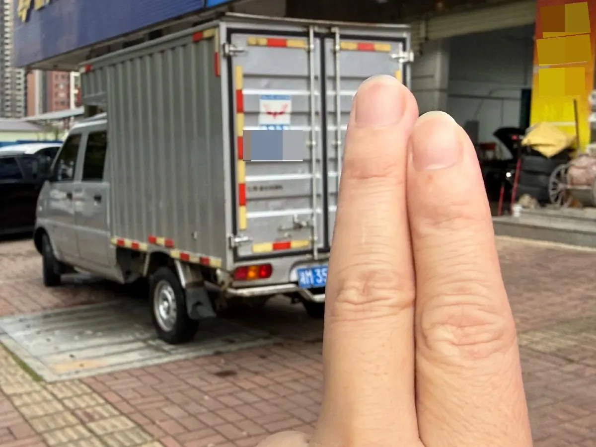 2016 WuLing ZhiGuang Mini Truck 1.2L 82HP L4 5MT,autocango,china used car exporter,china ev exporter,chinese used car exporter,chinese used ev exporter