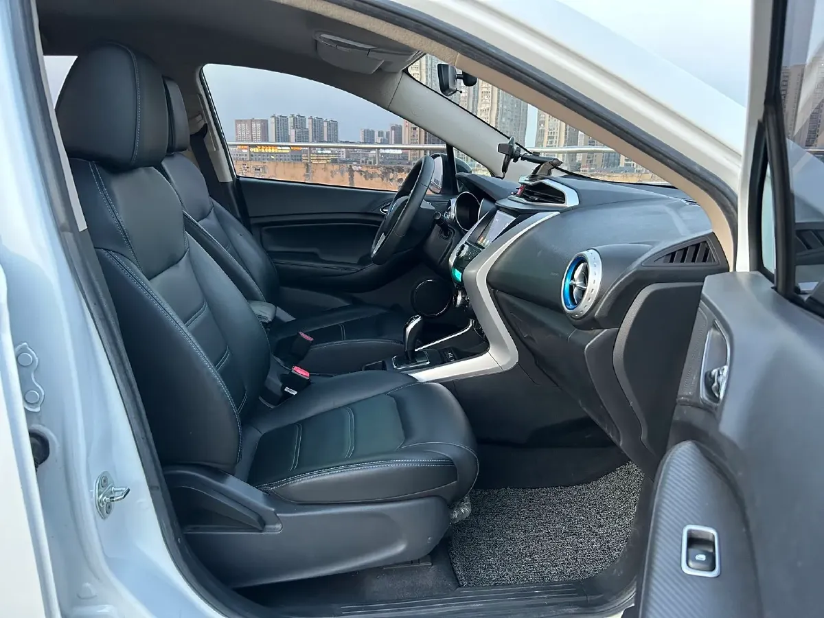 2018 BYD Yuan BEV 42KWH,autocango,china used car exporter,china ev exporter,chinese used car exporter,chinese used ev exporter