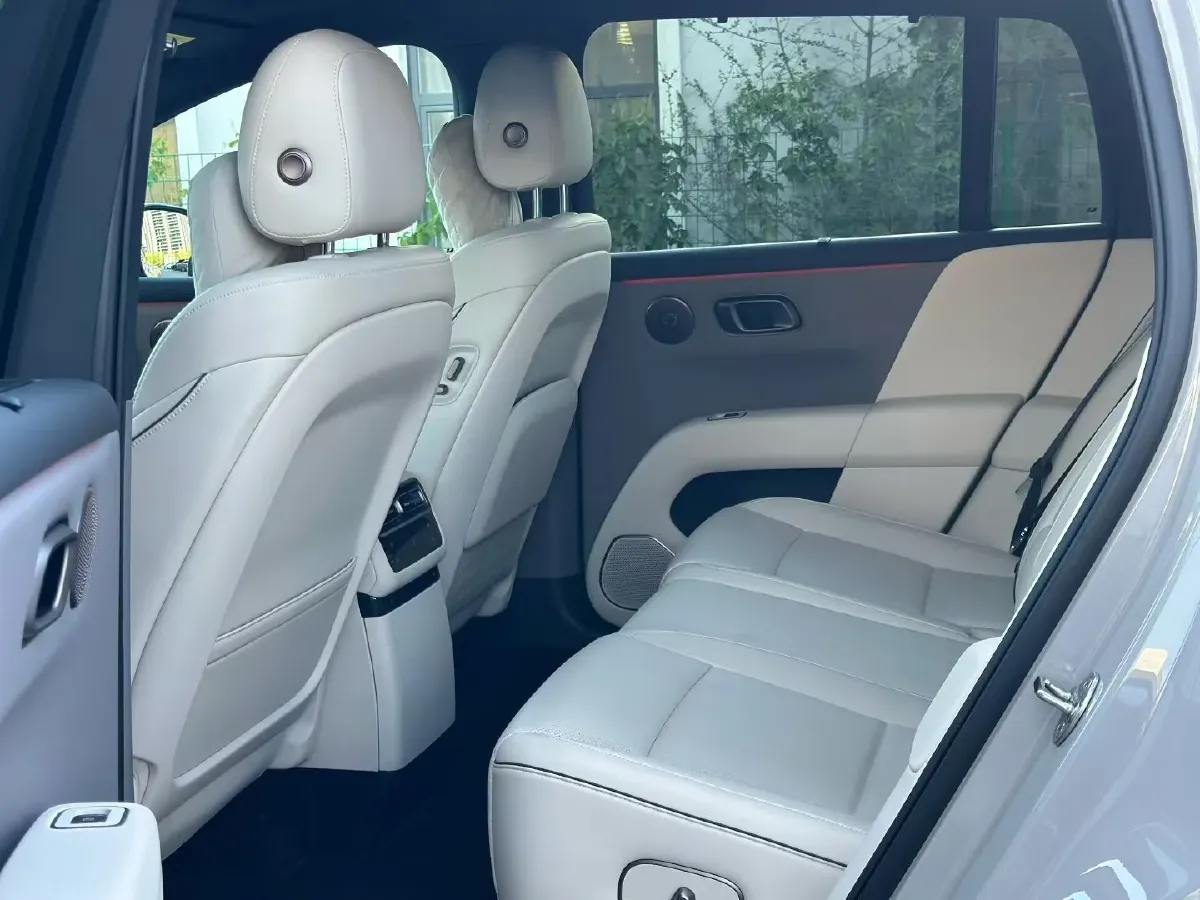 2025 Li i6 BEV,autocango,china used car exporter,china ev exporter,chinese used car exporter,chinese used ev exporter