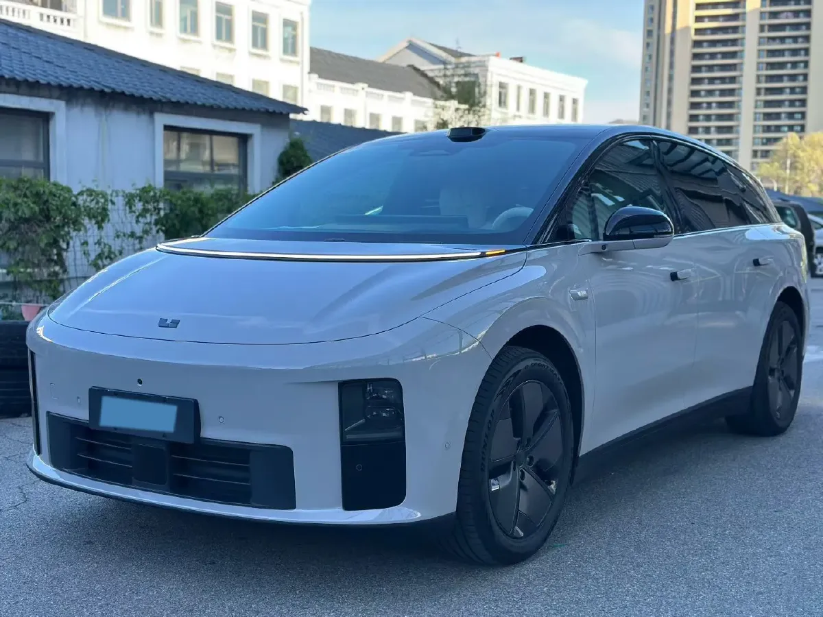 2025 Li i6 BEV,autocango,china used car exporter,china ev exporter,chinese used car exporter,chinese used ev exporter