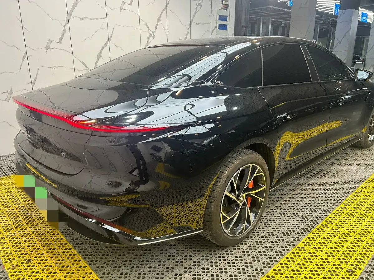 2022 IM L7 BEV 90KWH,autocango,china used car exporter,china ev exporter,chinese used car exporter,chinese used ev exporter