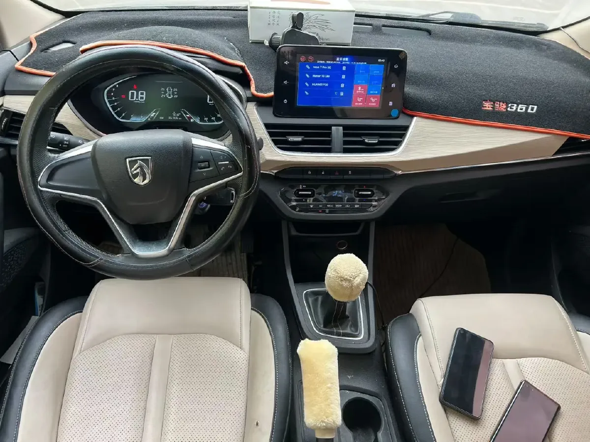 2018 BaoJun 360 1.5L 112HP L4 6MT,autocango,china used car exporter,china ev exporter,chinese used car exporter,chinese used ev exporter