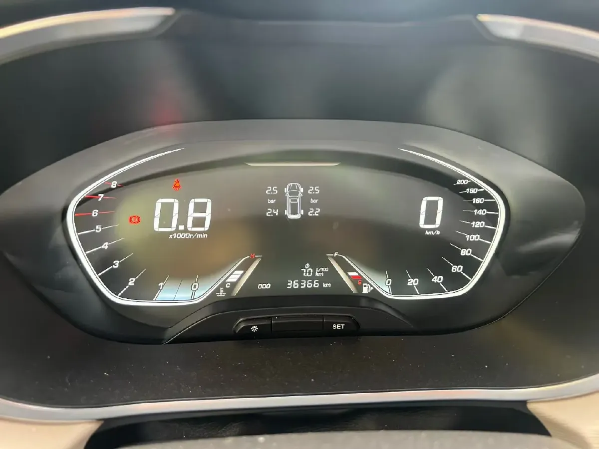 2018 BaoJun 360 1.5L 112HP L4 6MT,autocango,china used car exporter,china ev exporter,chinese used car exporter,chinese used ev exporter