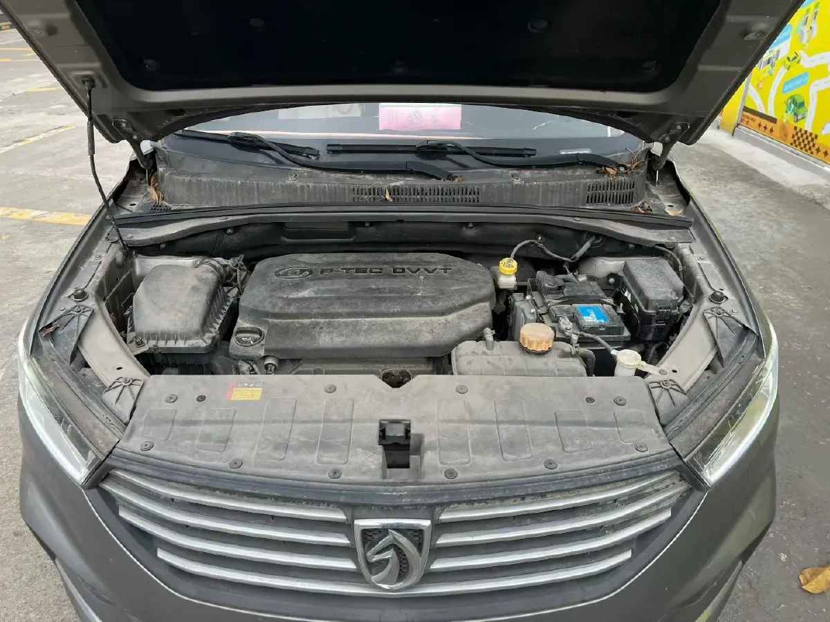 2018 BaoJun 360 1.5L 112HP L4 6MT,autocango,china used car exporter,china ev exporter,chinese used car exporter,chinese used ev exporter