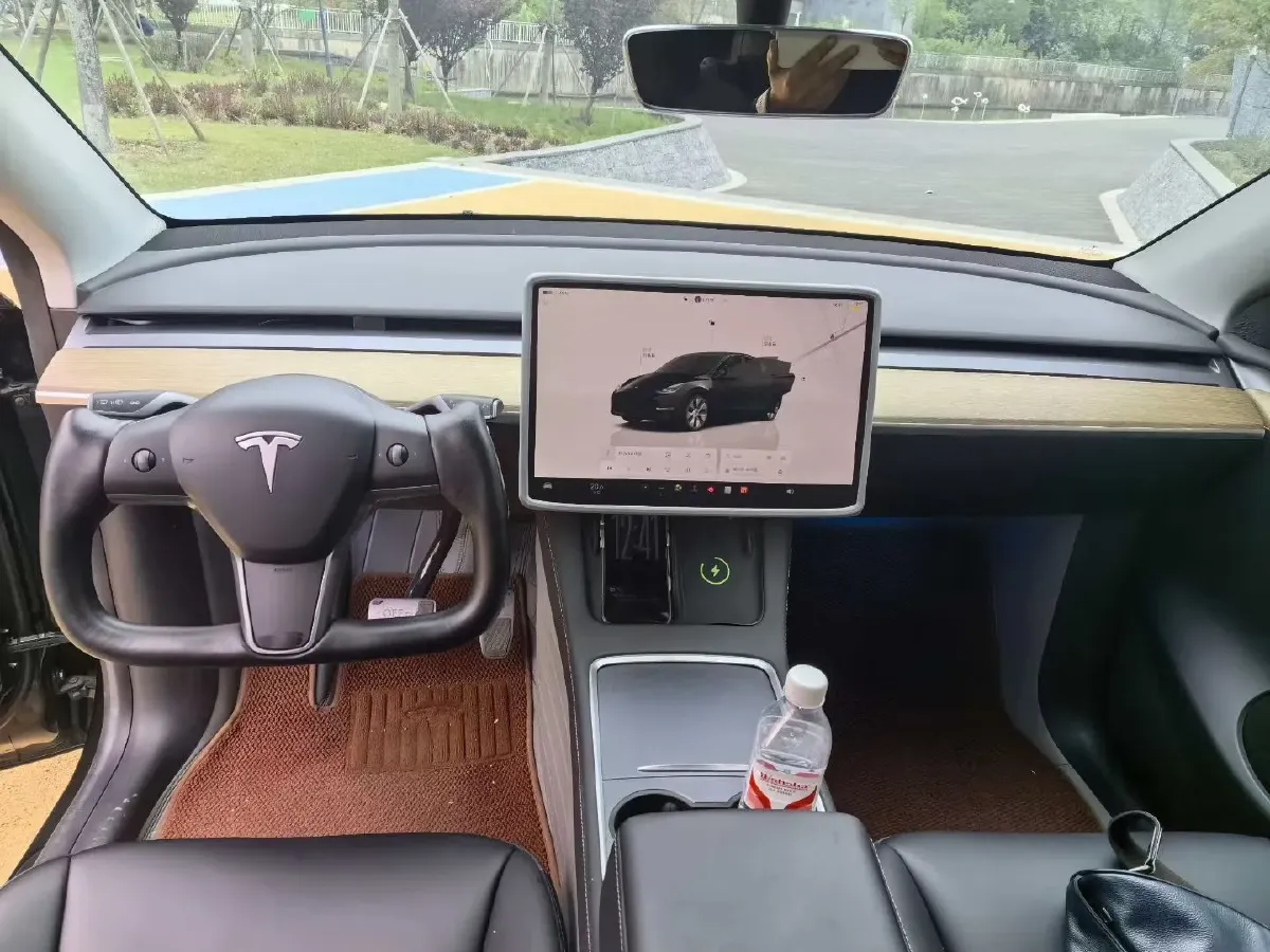 2022 Tesla Model Y BEV 60KWH,autocango,china used car exporter,china ev exporter,chinese used car exporter,chinese used ev exporter