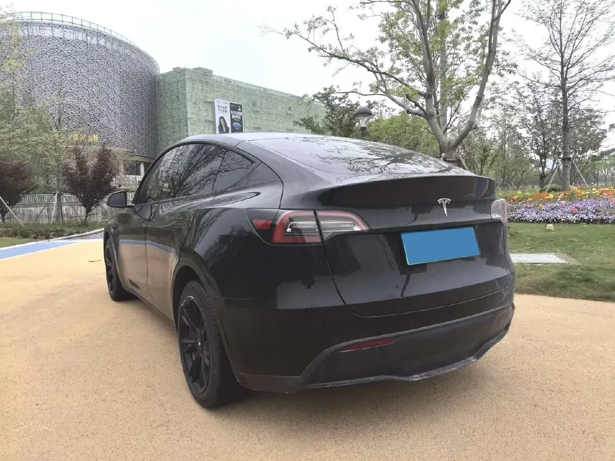 2022 Tesla Model Y BEV 60KWH,autocango,china used car exporter,china ev exporter,chinese used car exporter,chinese used ev exporter