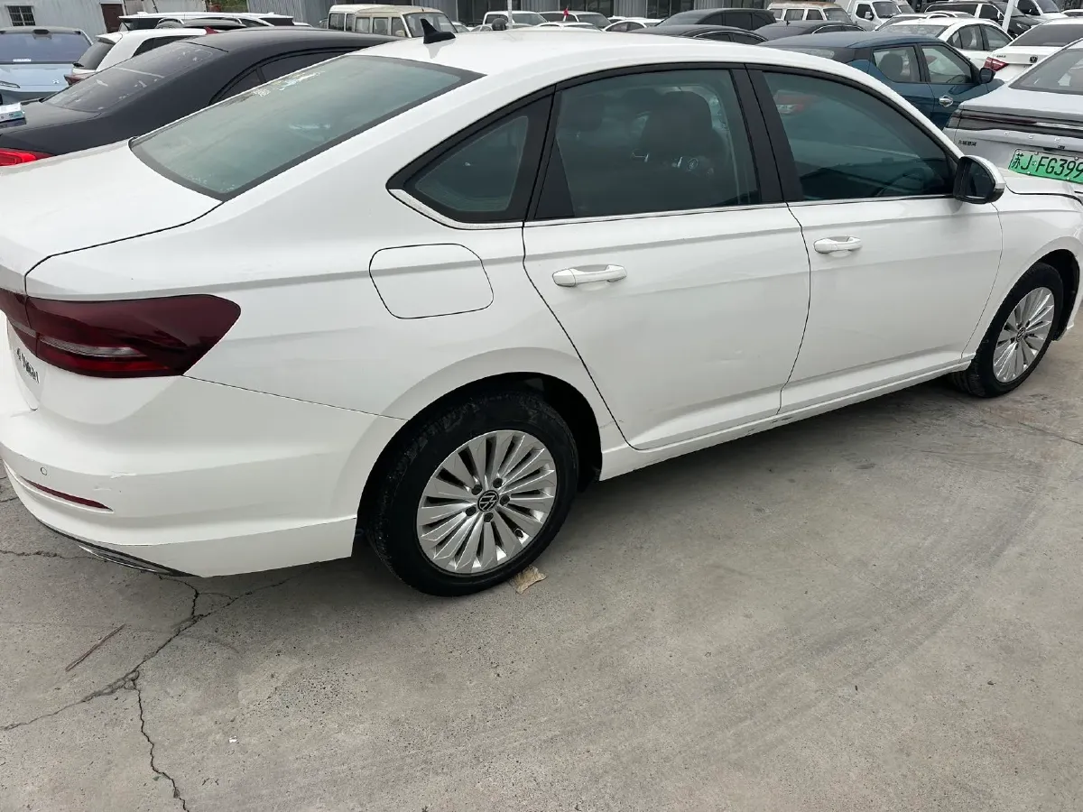 2021 Volkswagen Lavida 1.5L 113HP L4 6AT,autocango,china used car exporter,china ev exporter,chinese used car exporter,chinese used ev exporter