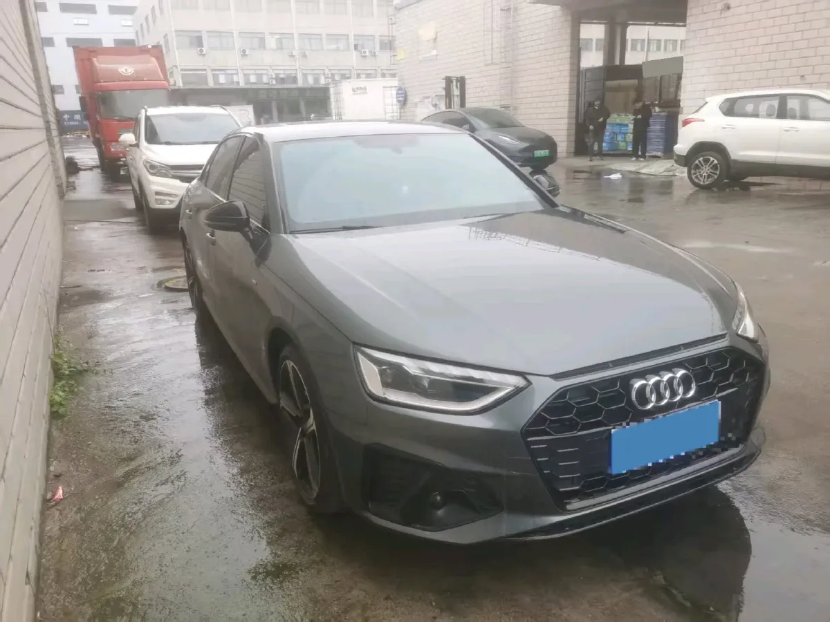 2024 Audi A4L 2.0T 190HP L4 7DCT,autocango,china used car exporter,china ev exporter,chinese used car exporter,chinese used ev exporter