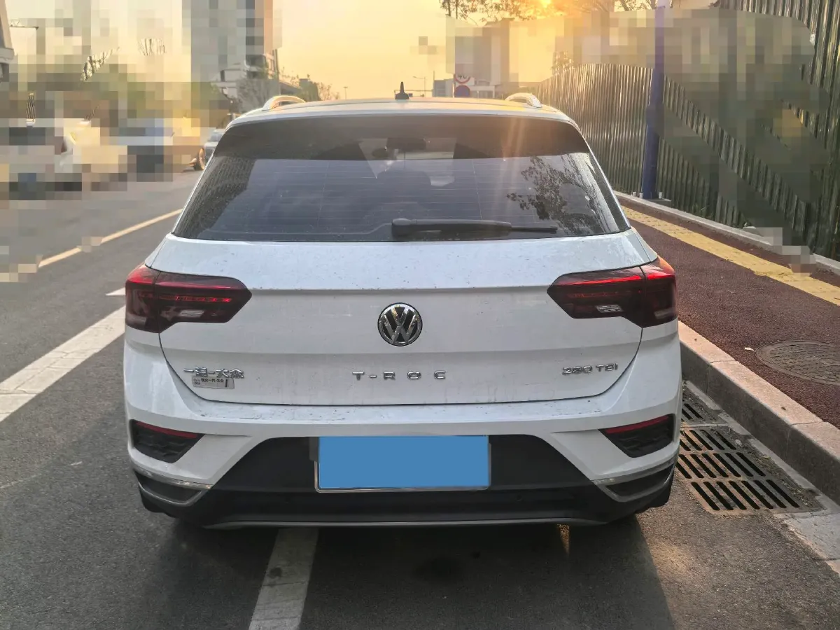 2020 Volkswagen T-Roc 1.4T 150HP L4 7DCT,autocango,china used car exporter,china ev exporter,chinese used car exporter,chinese used ev exporter