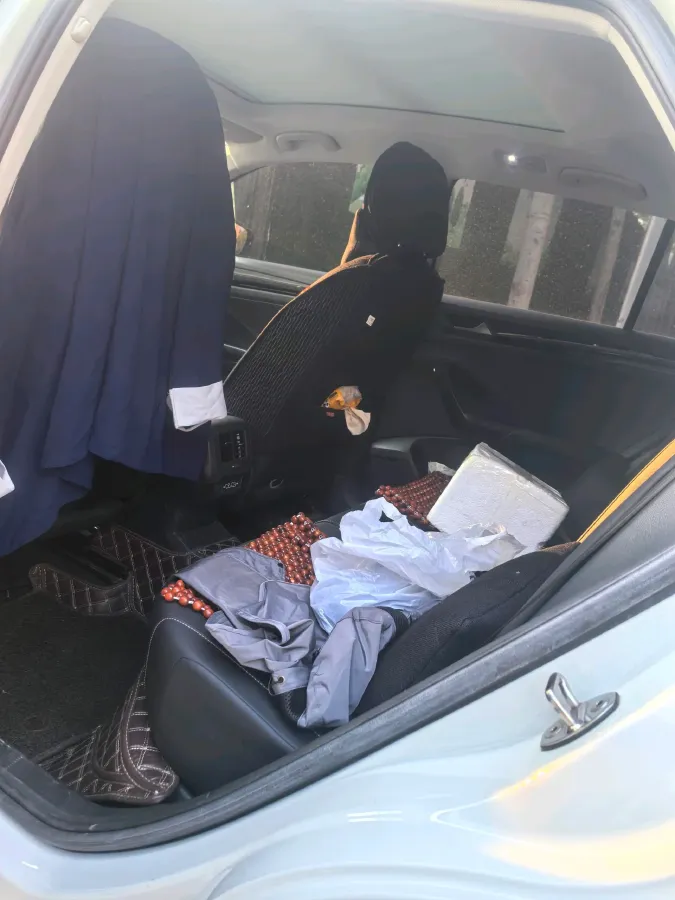 2020 Volkswagen T-Roc 1.4T 150HP L4 7DCT,autocango,china used car exporter,china ev exporter,chinese used car exporter,chinese used ev exporter