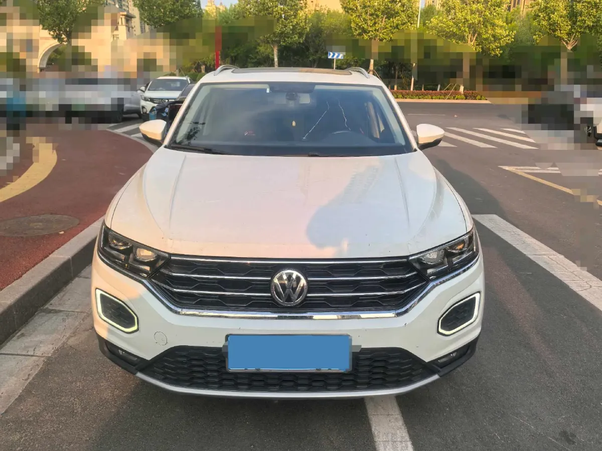 2020 Volkswagen T-Roc 1.4T 150HP L4 7DCT,autocango,china used car exporter,china ev exporter,chinese used car exporter,chinese used ev exporter