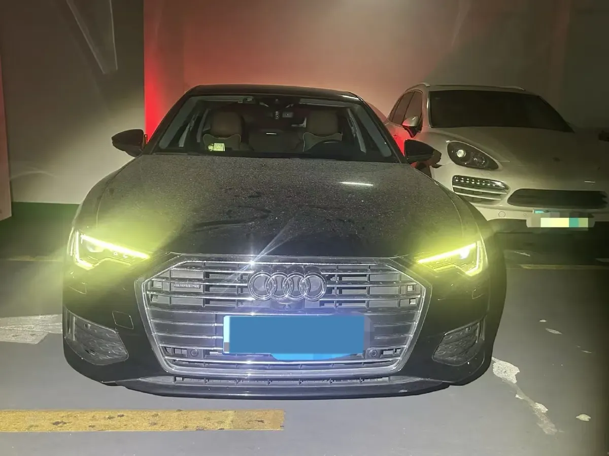 2019 Mercedes-Benz GLC Class 2.0T 245HP L4 9AT,autocango,china used car exporter,china ev exporter,chinese used car exporter,chinese used ev exporter