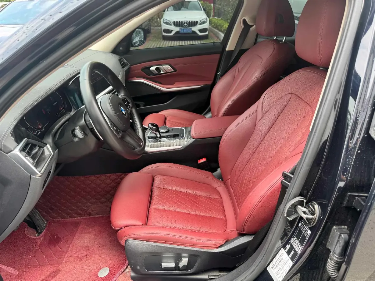 2022 BMW 3 Series 2.0T 184HP L4 8AT,autocango,china used car exporter,china ev exporter,chinese used car exporter,chinese used ev exporter