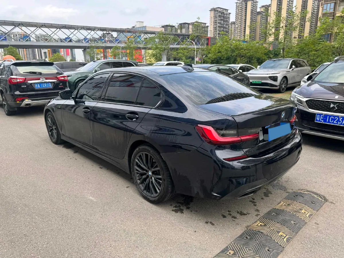 2022 BMW 3 Series 2.0T 184HP L4 8AT,autocango,china used car exporter,china ev exporter,chinese used car exporter,chinese used ev exporter