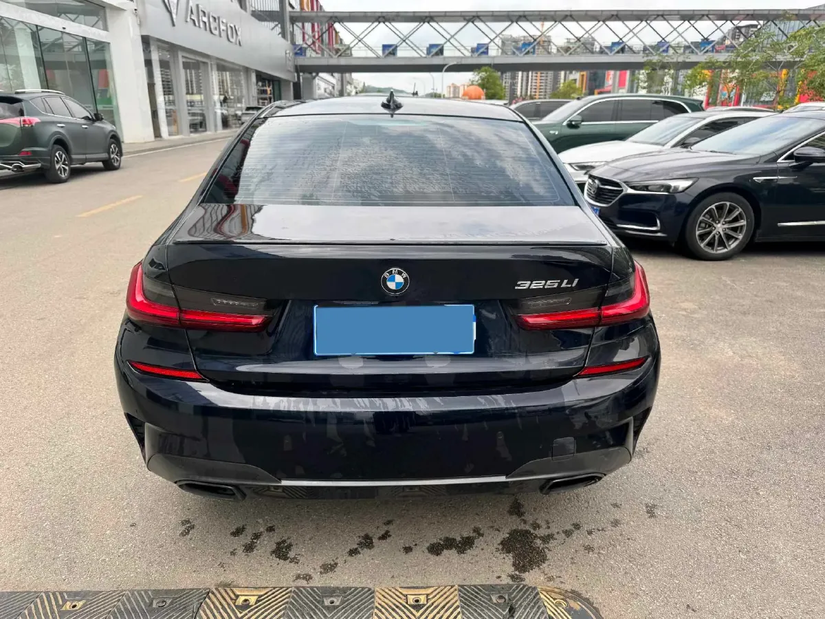 2022 BMW 3 Series 2.0T 184HP L4 8AT,autocango,china used car exporter,china ev exporter,chinese used car exporter,chinese used ev exporter