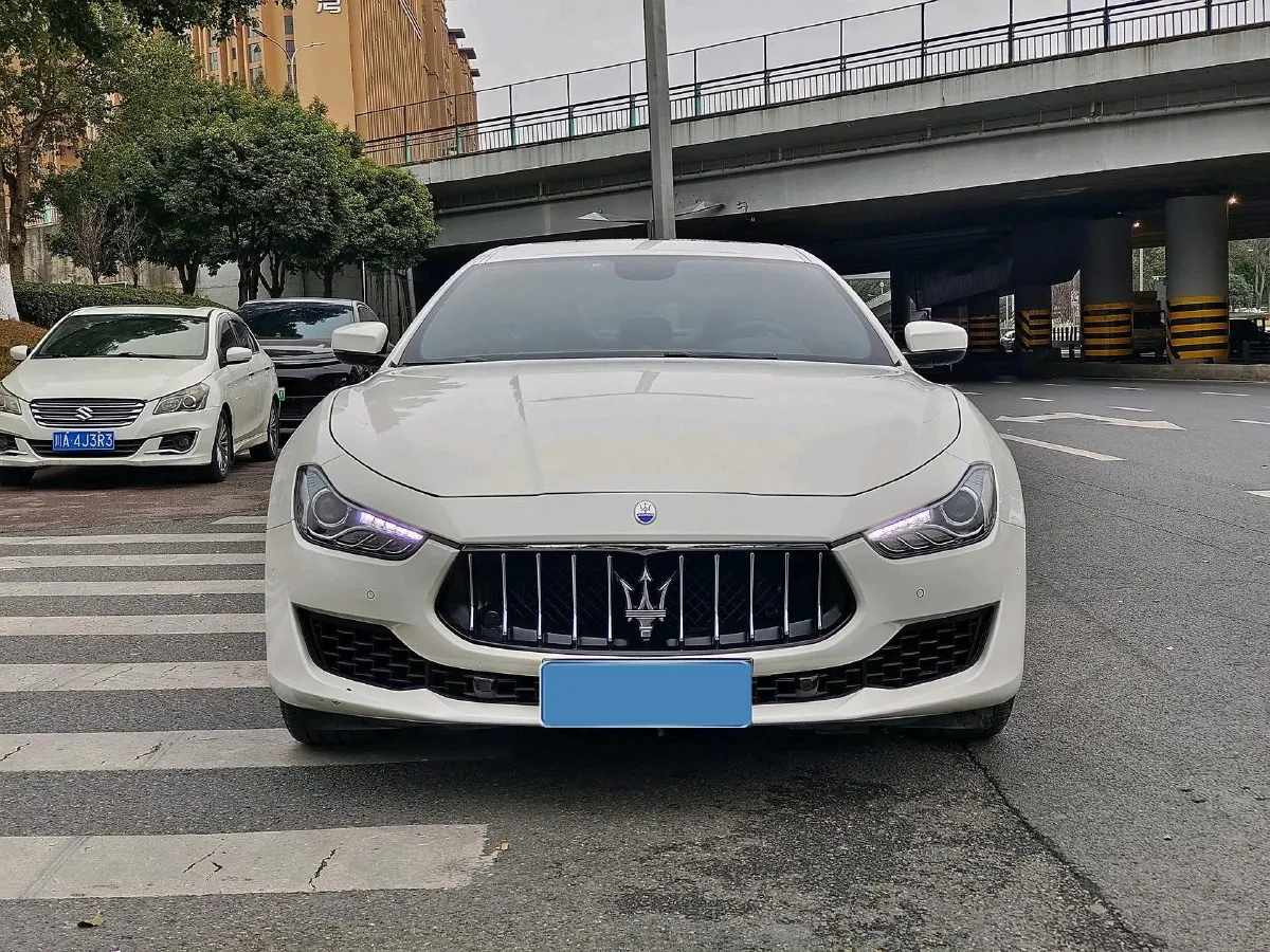 2018 Maserati Ghibli 3.0T 350HP V6 8AT,autocango,china used car exporter,china ev exporter,chinese used car exporter,chinese used ev exporter