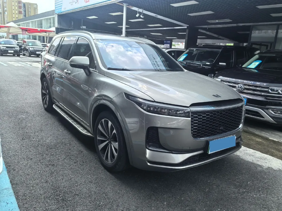 2021 Li ONE Range Extended 131HP REEV 40.5KWH,autocango,china used car exporter,china ev exporter,chinese used car exporter,chinese used ev exporter