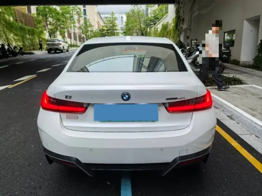 2025 BMW i3 BEV 79.05KWH,autocango,china used car exporter,china ev exporter,chinese used car exporter,chinese used ev exporter