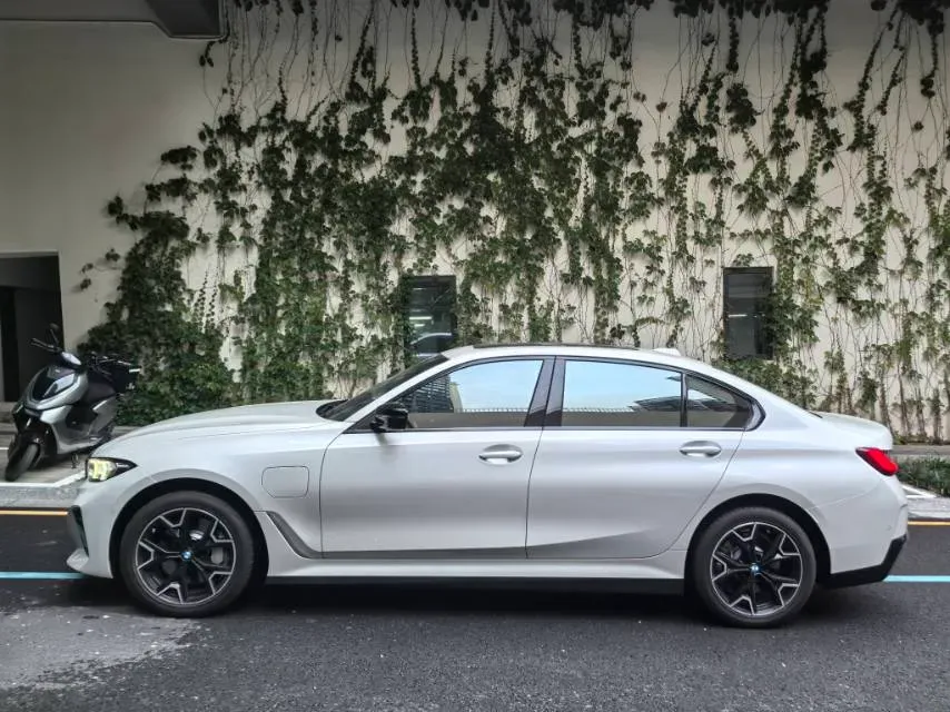 2025 BMW i3 BEV 79.05KWH,autocango,china used car exporter,china ev exporter,chinese used car exporter,chinese used ev exporter