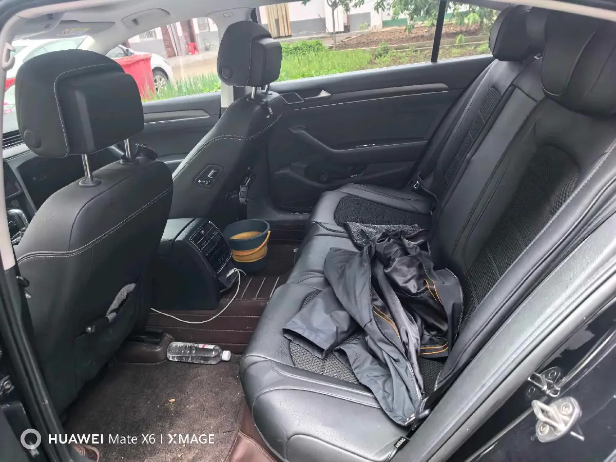 2020 Volkswagen Magotan 2.0T 186HP L4 7DCT,autocango,china used car exporter,china ev exporter,chinese used car exporter,chinese used ev exporter