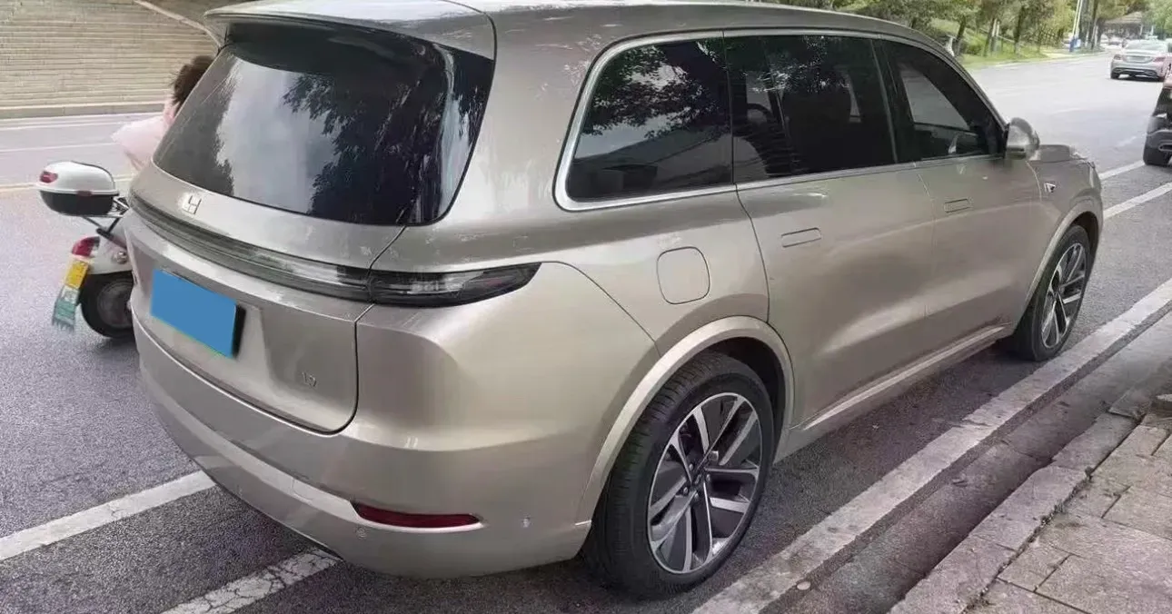 2022 Li L9 Range Extended 154HP REEV 42.6KWH,autocango,china used car exporter,china ev exporter,chinese used car exporter,chinese used ev exporter