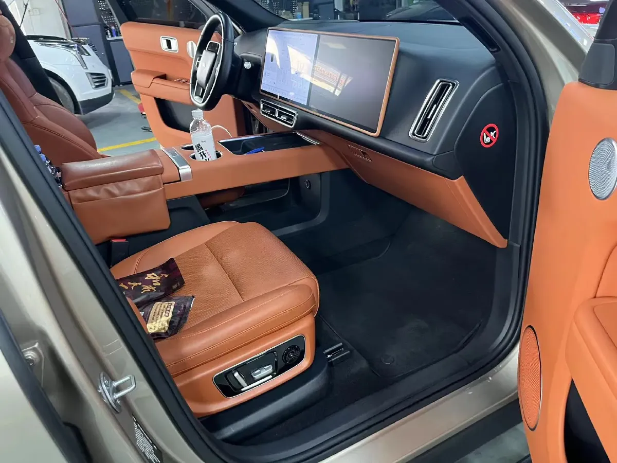 2022 Li L9 Range Extended 154HP REEV 42.6KWH,autocango,china used car exporter,china ev exporter,chinese used car exporter,chinese used ev exporter