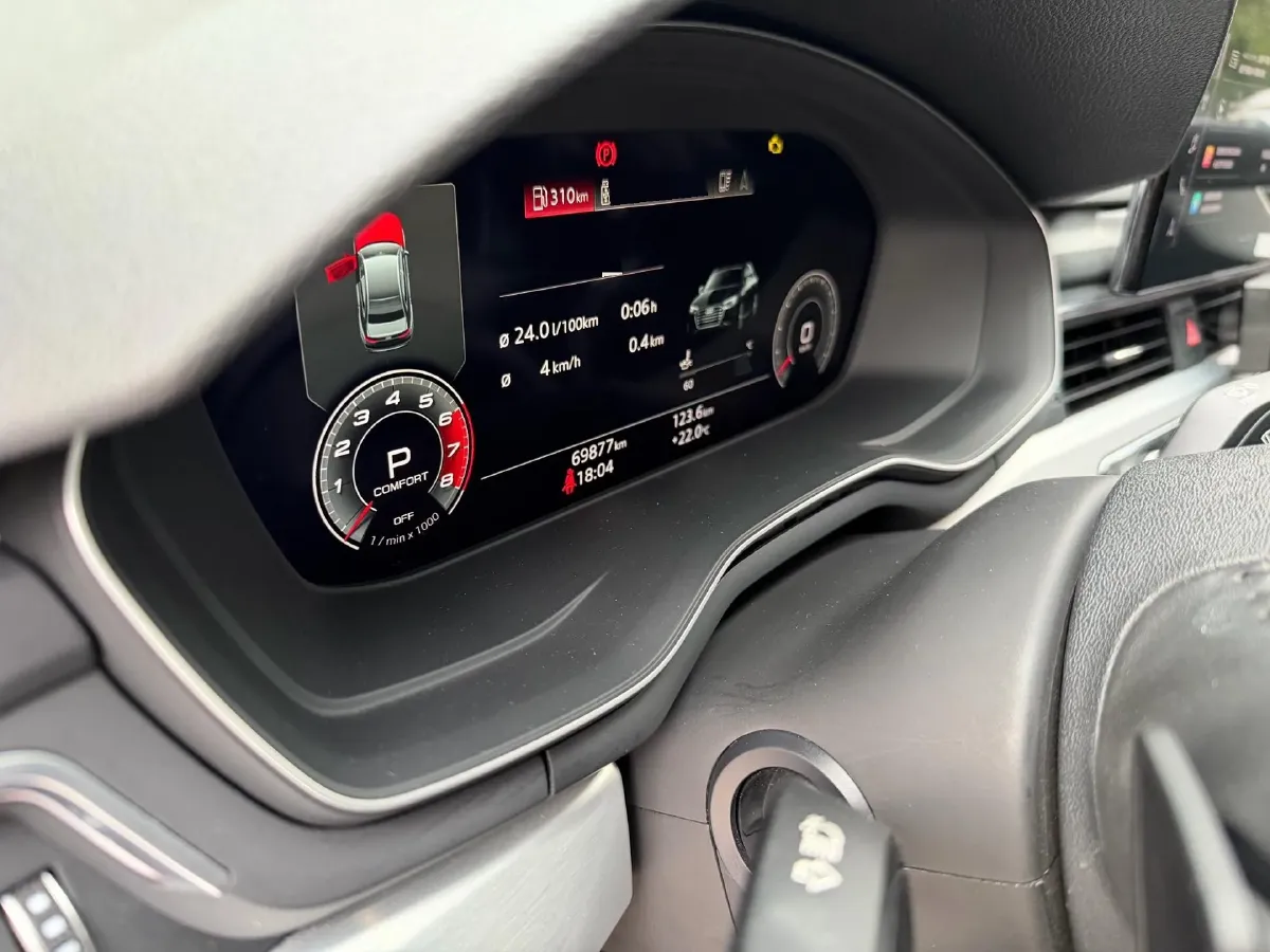 2020 Audi A4L 2.0T 190HP L4 7DCT,autocango,china used car exporter,china ev exporter,chinese used car exporter,chinese used ev exporter