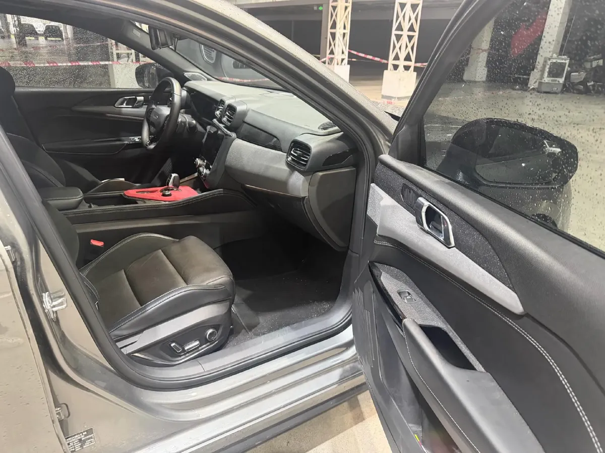 2022 LYNK&CO 03 2.0T 190HP L4 7DCT,autocango,china used car exporter,china ev exporter,chinese used car exporter,chinese used ev exporter