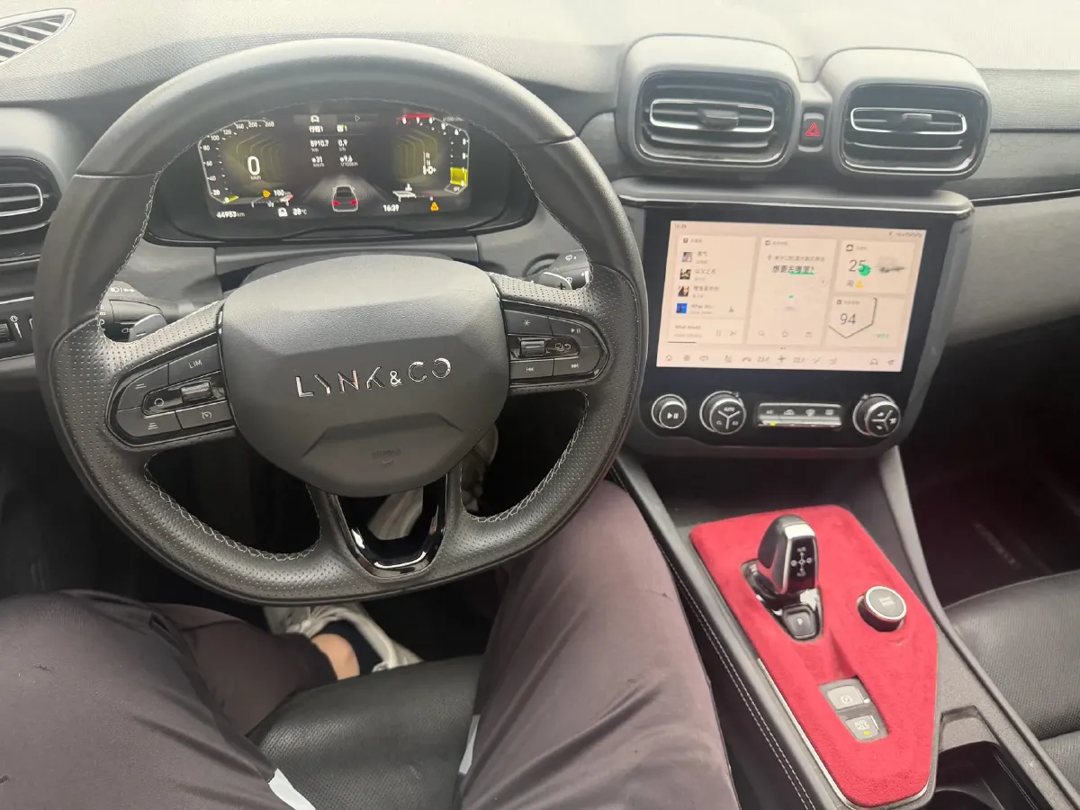 2022 LYNK&CO 03 2.0T 190HP L4 7DCT,autocango,china used car exporter,china ev exporter,chinese used car exporter,chinese used ev exporter