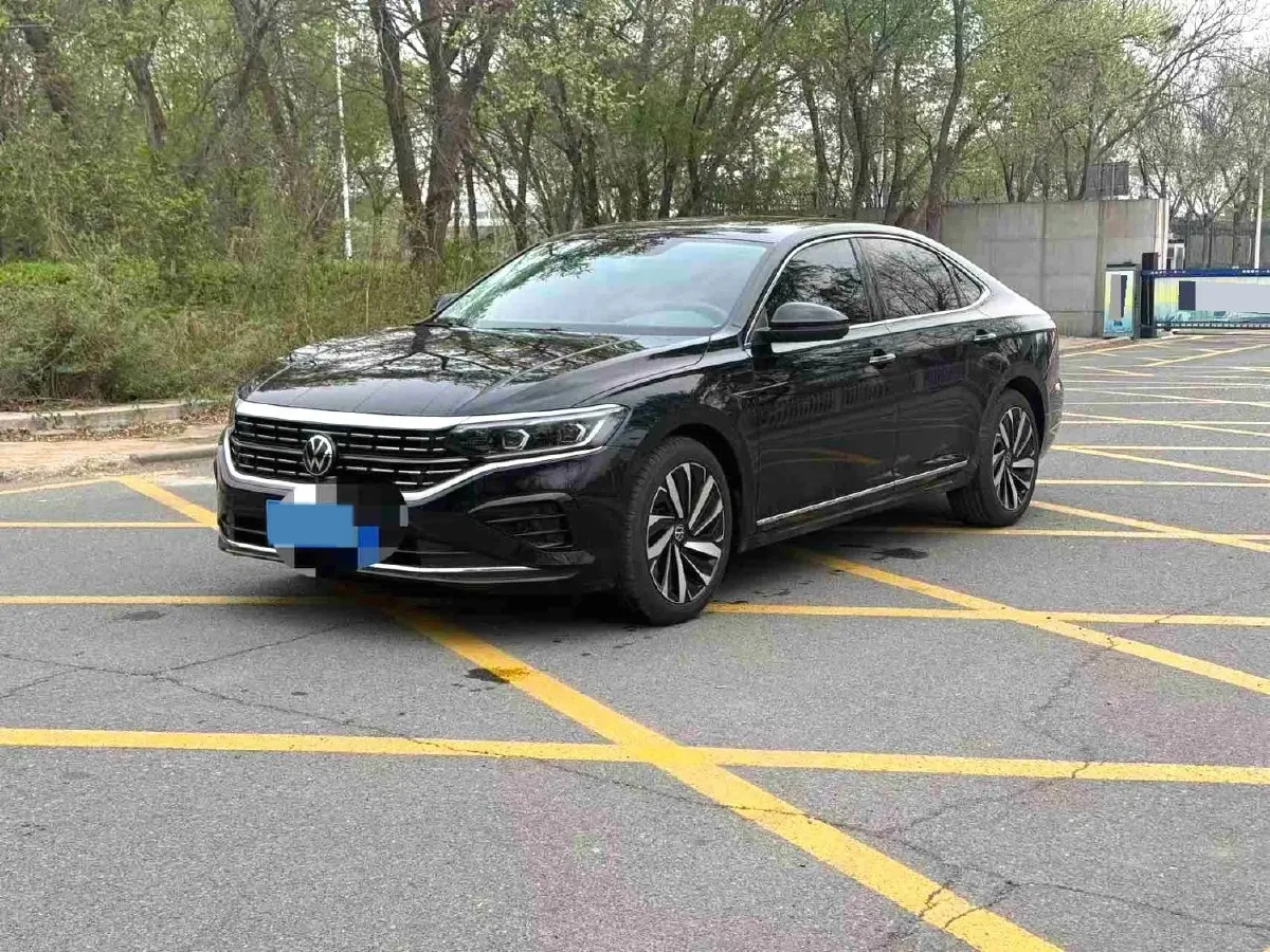 2023 Volkswagen Passat 2.0T 186HP L4 7DCT,autocango,china used car exporter,china ev exporter,chinese used car exporter,chinese used ev exporter