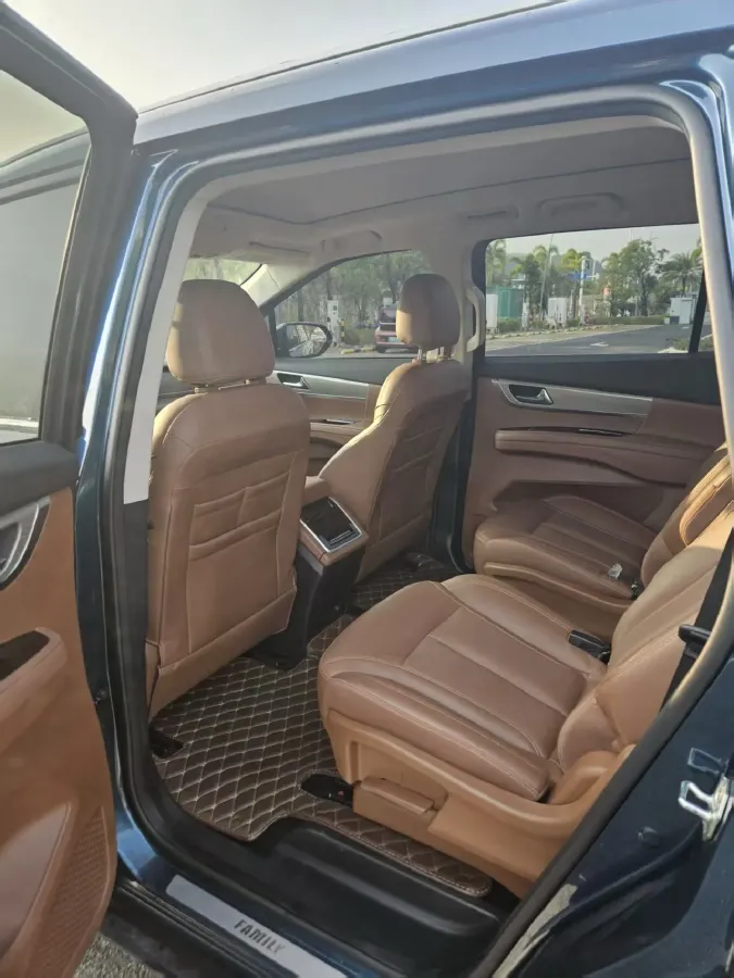 2020 HaiMa 7X 1.6T 195HP L4 6AT,autocango,china used car exporter,china ev exporter,chinese used car exporter,chinese used ev exporter