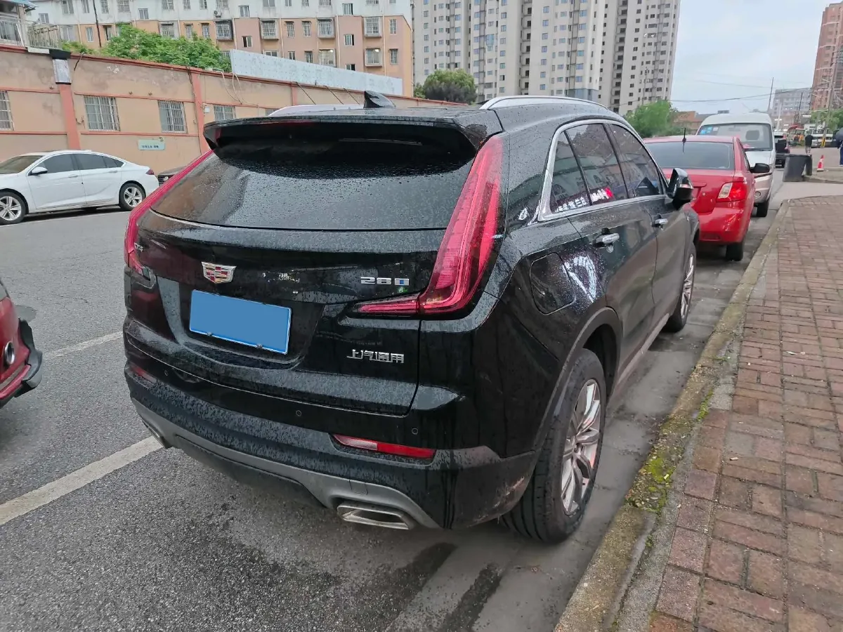 2022 Cadillac XT4 2.0T 237HP L4 9AT,autocango,china used car exporter,china ev exporter,chinese used car exporter,chinese used ev exporter