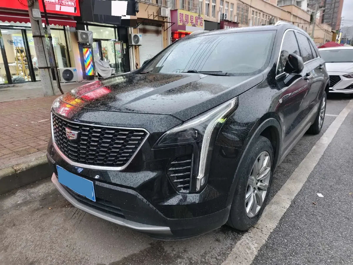 2022 Cadillac XT4 2.0T 237HP L4 9AT,autocango,china used car exporter,china ev exporter,chinese used car exporter,chinese used ev exporter