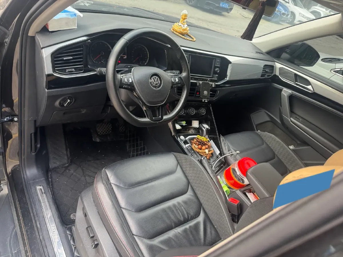 2019 Jeep Cherokee 2.0T 234HP L4 9AT,autocango,china used car exporter,china ev exporter,chinese used car exporter,chinese used ev exporter