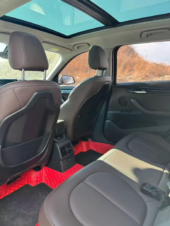 2020 BMW X1 1.5T 140HP L3 7DCT,autocango,china used car exporter,china ev exporter,chinese used car exporter,chinese used ev exporter