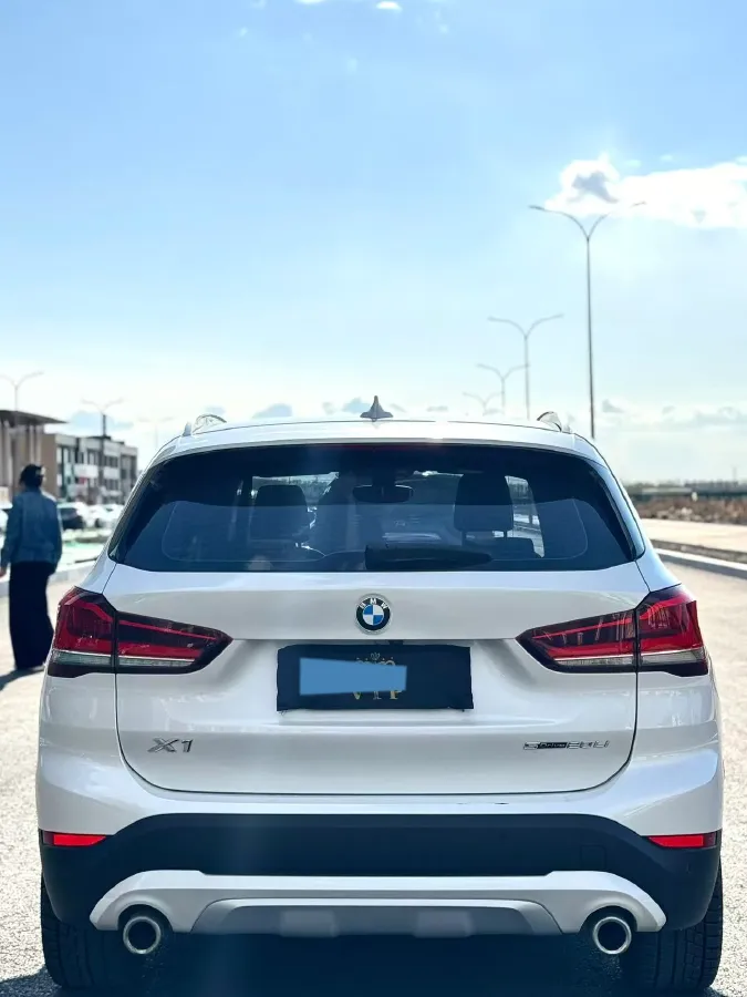 2020 BMW X1 1.5T 140HP L3 7DCT,autocango,china used car exporter,china ev exporter,chinese used car exporter,chinese used ev exporter