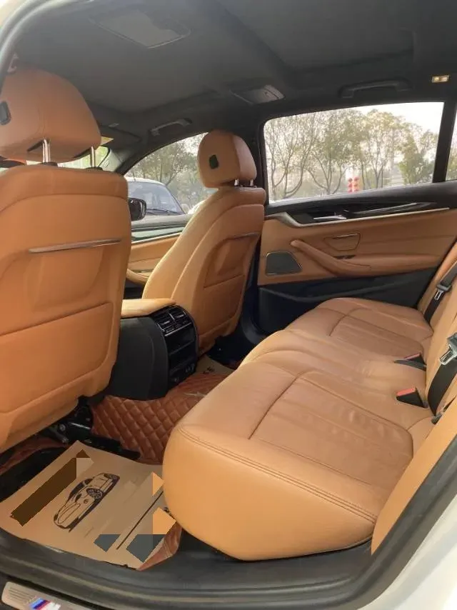 2020 BMW 5 Series 2.0T 252HP L4 8AT,autocango,china used car exporter,china ev exporter,chinese used car exporter,chinese used ev exporter