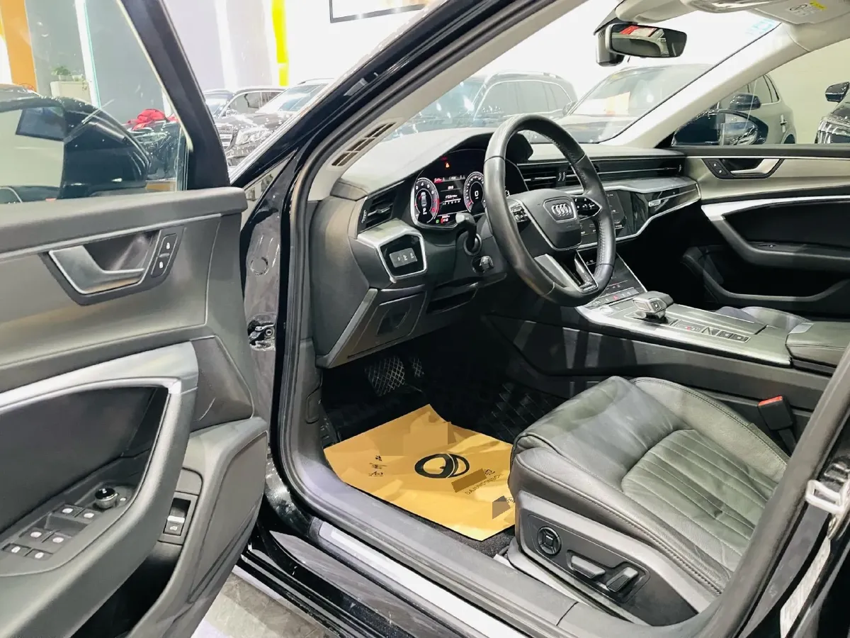 2019 Mercedes-Benz E Class 1.5T 184HP L4 9AT,autocango,china used car exporter,china ev exporter,chinese used car exporter,chinese used ev exporter