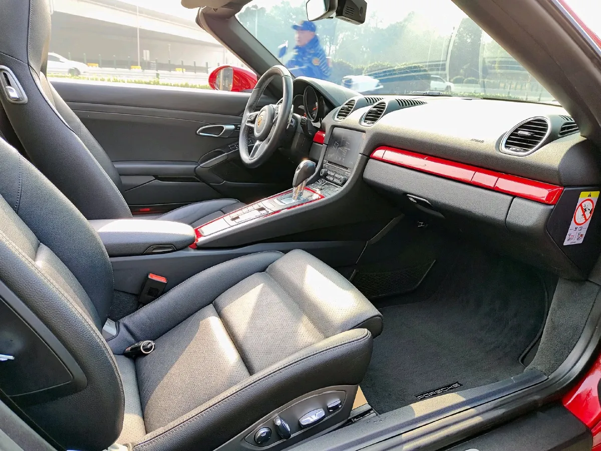 2020 Porsche 718 2.0T 250HP H4 7DCT,autocango,china used car exporter,china ev exporter,chinese used car exporter,chinese used ev exporter