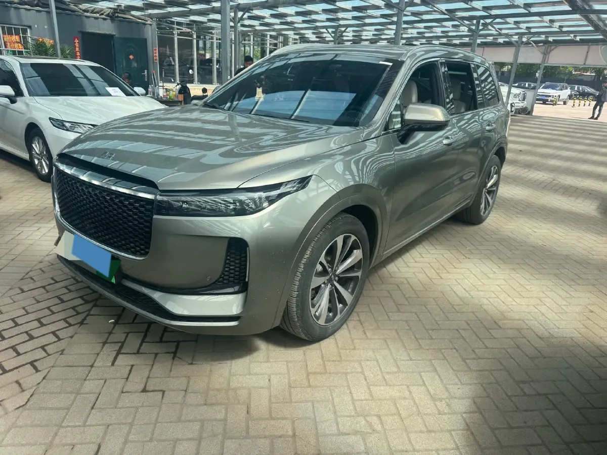 2020 Li ONE Range Extended 131HP REEV 40.5KWH,autocango,china used car exporter,china ev exporter,chinese used car exporter,chinese used ev exporter