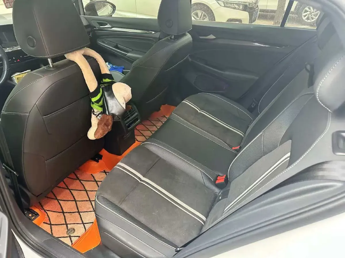 2021 Volkswagen Golf 1.4T 150HP L4 7DCT,autocango,china used car exporter,china ev exporter,chinese used car exporter,chinese used ev exporter