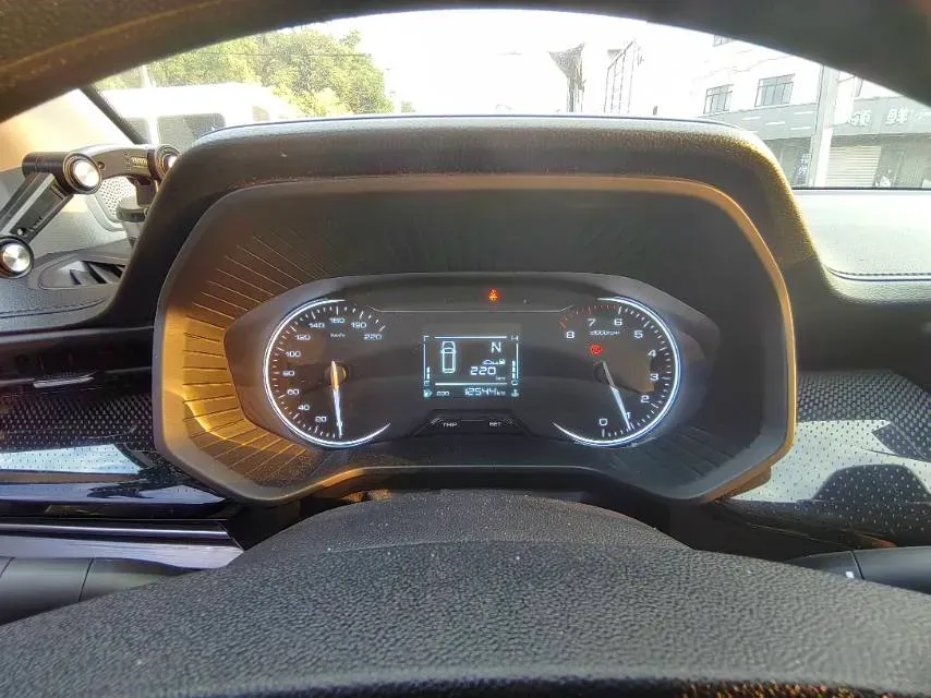 2022 WuLing ZhengChen 2.0L 136HP L4 6MT,autocango,china used car exporter,china ev exporter,chinese used car exporter,chinese used ev exporter