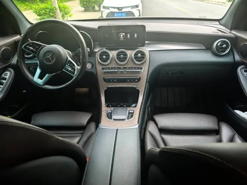 2022 Mercedes-Benz GLC Class 2.0T 197HP L4 9AT,autocango,china used car exporter,china ev exporter,chinese used car exporter,chinese used ev exporter