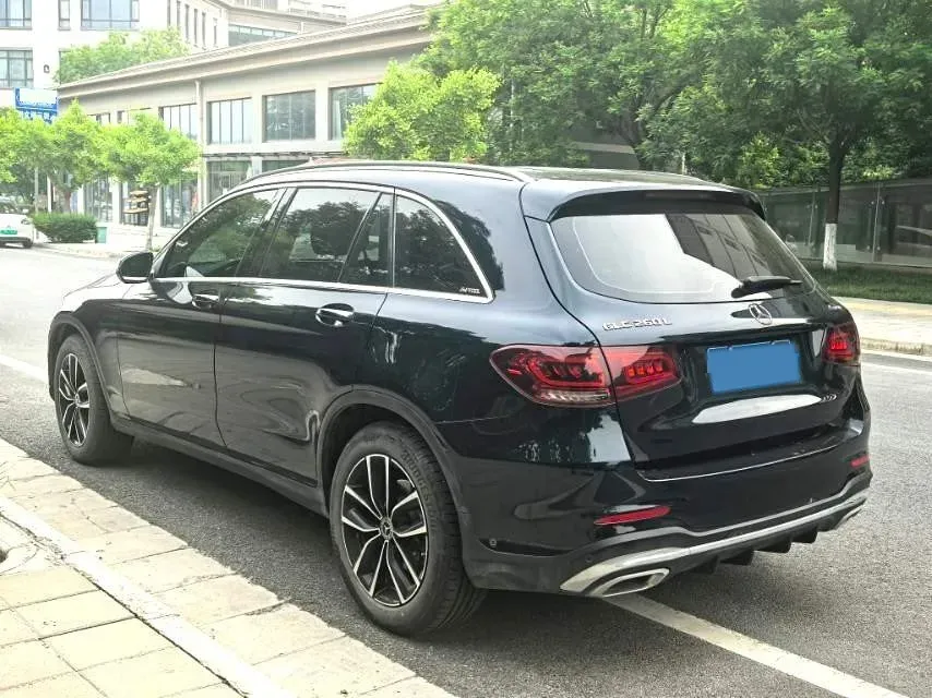 2022 Mercedes-Benz GLC Class 2.0T 197HP L4 9AT,autocango,china used car exporter,china ev exporter,chinese used car exporter,chinese used ev exporter